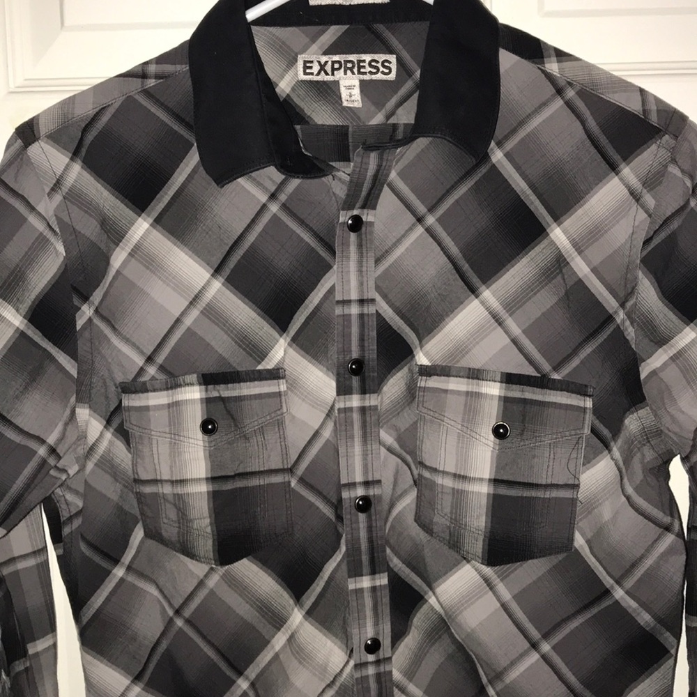 Long sleeve button down